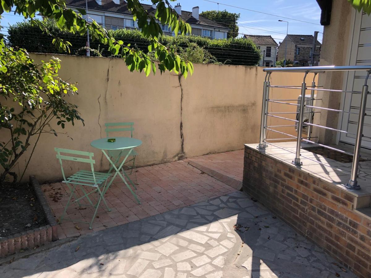 Alloappartmeuble_L'Emeraude Houilles Exterior foto